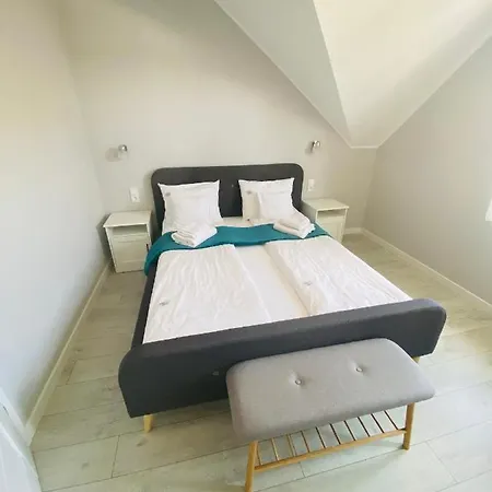 Rozany Ogrod Apartman *