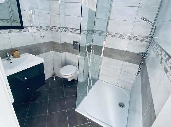 公寓 Rozany Ogrod 莱鲍